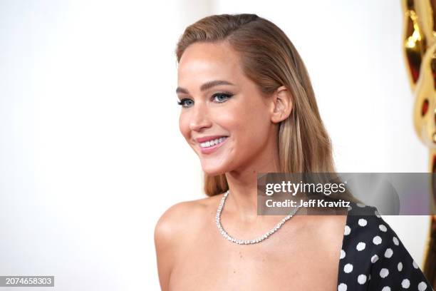 Jennifer Lawrence attends the 96th Annual Academy Awards at Dolby Theatre on March 10, 2024 in Hollywood, California.
