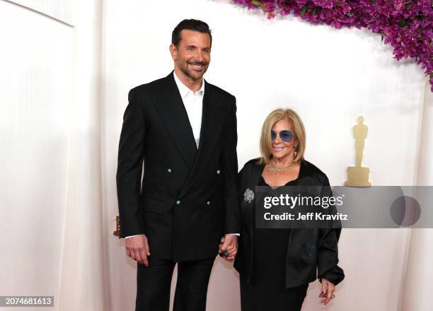 Bradley Cooper and Gloria Campano attend the 96th Annual Academy Awards on March 10, 2024 in Hollywood, California.