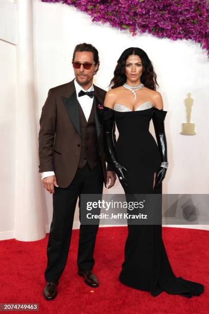 Matthew McConaughey and Camila Alves attend the 96th Annual Academy Awards at Dolby Theatre on March 10, 2024 in Hollywood, California.