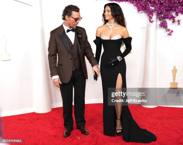 Matthew McConaughey and Camila Alves attend the 96th Annual Academy Awards at Dolby Theatre on March 10, 2024 in Hollywood, California.