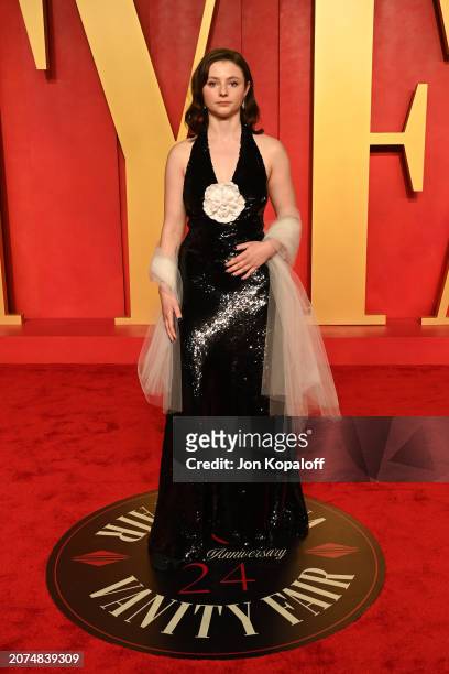 Thomasin McKenzie attends the 2024 Vanity Fair Oscar Party Hosted By Radhika Jones at Wallis Annenberg Center for the Performing Arts on March 10,...