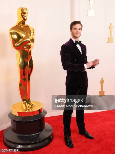 Jack Quaid attends the 96th Annual Academy Awards on March 10, 2024 in Hollywood, California.