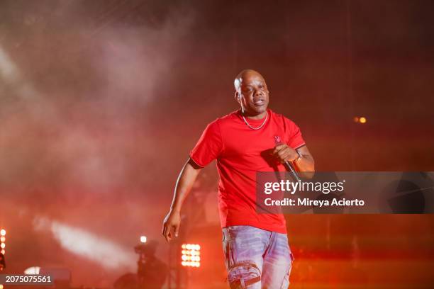 2 Short Rapper 1,099 Too Short Rapper Stock Photos, High-Res Pictures, and Images ...