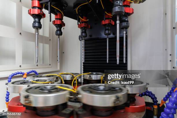95 Parts Of A Milling Machine Stock Photos, High-Res Pictures, and ...