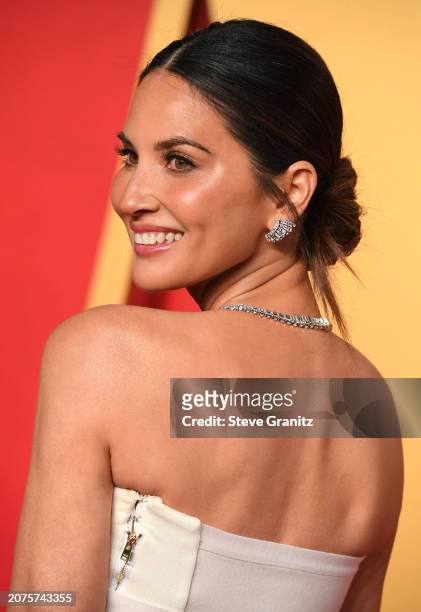 Olivia Munnarrives at the 2024 Vanity Fair Oscar Party Hosted By Radhika Jones at Wallis Annenberg Center for the Performing Arts on March 10, 2024...