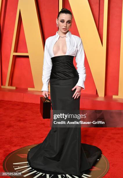 Emma Chamberlain attends the 2024 Vanity Fair Oscar Party hosted by Radhika Jones at Wallis Annenberg Center for the Performing Arts on March 10,...