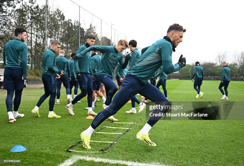 Arsenal Fc Training Routine Ben White of Arsenal during a training session at Sobha Realty... News ...