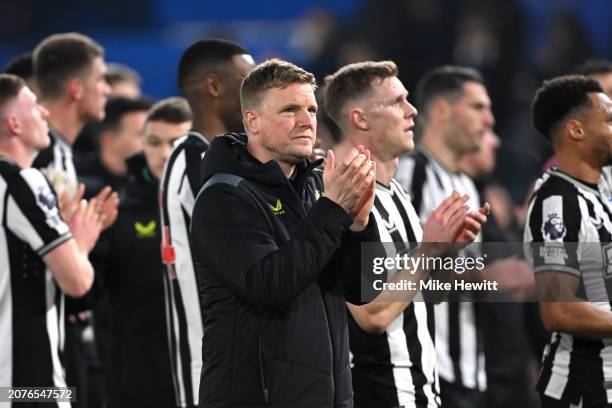 Eddie Howe, Manager of Newcastle United, shows appreciation to the fans following the Premier League match between Chelsea FC and Newcastle United at...