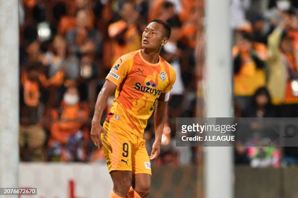 Jong Tae-se of Shimizu S-Pulse celebrates after scoring the team's second goal during the J.League YBC Levain Cup Group B match between Shimizu...