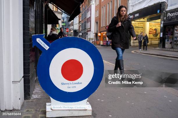 Mod Target. Sign 43 Mod Target Stock Photos, High-Res Pictures, and Images - Getty Images