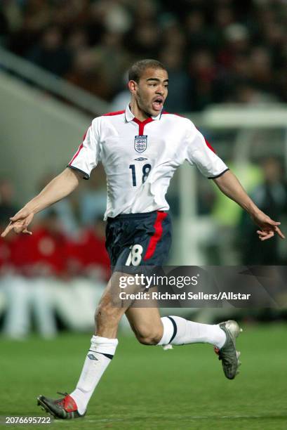 February 18: Kieron Dyer of England running during the International Friendly match between Portugal and England at Faro-loule Stadium on February...