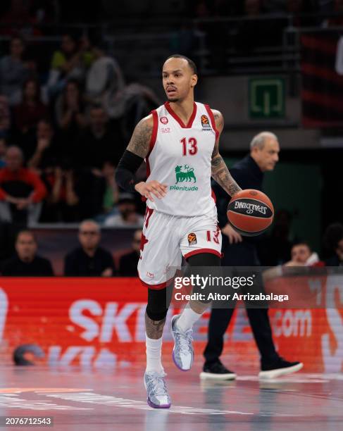 Shabazz Napier, #13 of EA7 Emporio Armani Milan in action during the Turkish Airlines EuroLeague Regular Season Round 29 match between Baskonia...