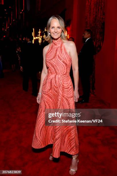 Helen Hunt attends the 2024 Vanity Fair Oscar Party Hosted By Radhika Jones at Wallis Annenberg Center for the Performing Arts on March 10, 2024 in...