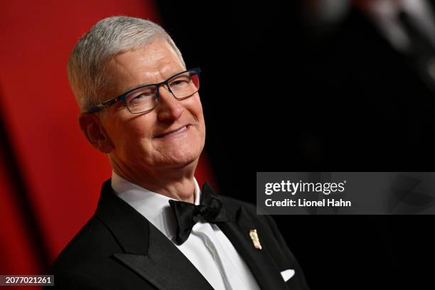 Tim Cook attends the 2024 Vanity Fair Oscar Party Hosted By Radhika Jones at Wallis Annenberg Center for the Performing Arts on March 10, 2024 in...