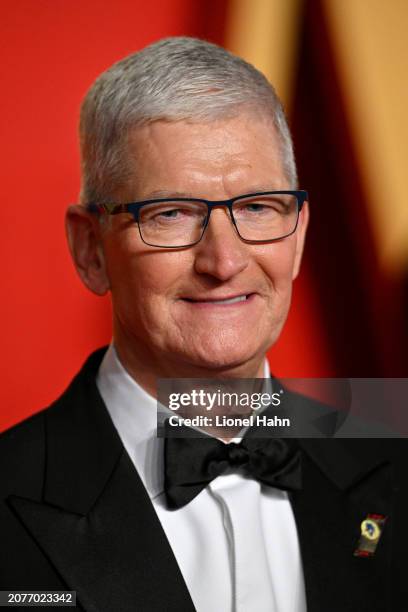 Tim Cook attends the 2024 Vanity Fair Oscar Party Hosted By Radhika Jones at Wallis Annenberg Center for the Performing Arts on March 10, 2024 in...