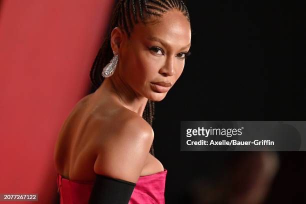 Joan Smalls attends the 2024 Vanity Fair Oscar Party hosted by Radhika Jones at Wallis Annenberg Center for the Performing Arts on March 10, 2024 in...