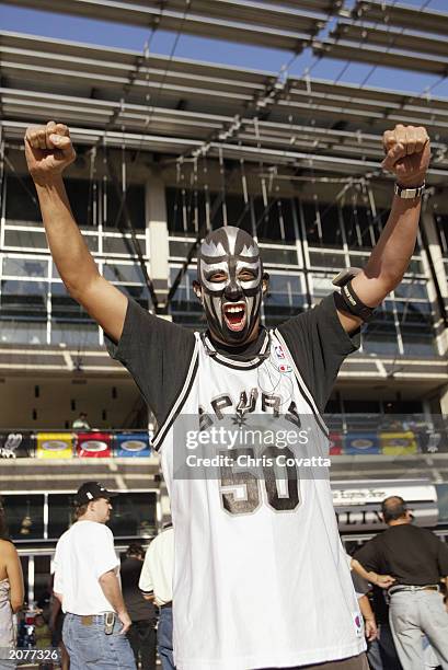 Fan of the San Antonio Spurs before the game between the Spurs and the New Jersey Nets at game two of the 2003 NBA Finals at the SBC Center on June...