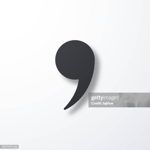 komma-symbol. symbol mit schatten auf weißem hintergrund - komma stock-grafiken, -clipart, -cartoons und -symbole