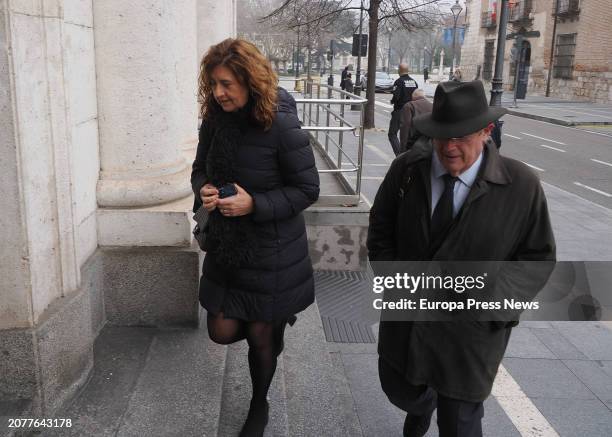 The former deputy minister of Economy and Employment, Begoña Hernandez, on her arrival at the trial for the 'La Perla Negra' case, at the Provincial...