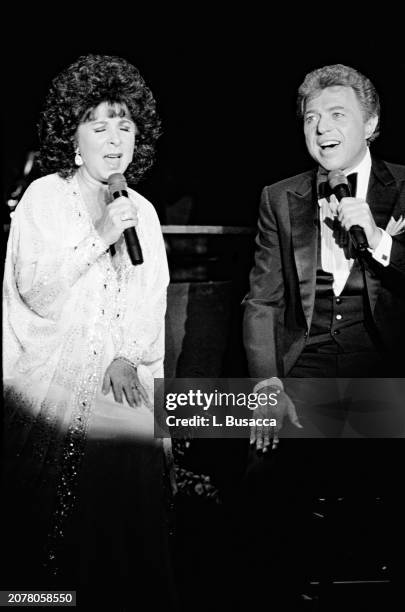 American entertainers Steve Lawrence and Eydie Gorme perform on June 3, 1988 at Resorts Atlantic City in Atlantic City, New Jersey.