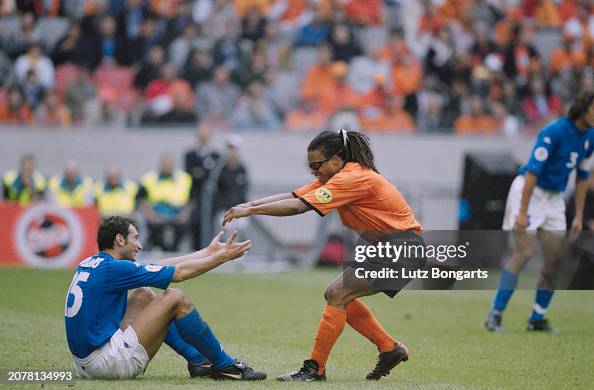 UEFA Euro 2000 - Semifinal - Italy Vs Netherlands