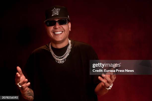 Darell Reed 13 Darell (Singer) Stock Photos, High-Res Pictures, and Images - Getty ...