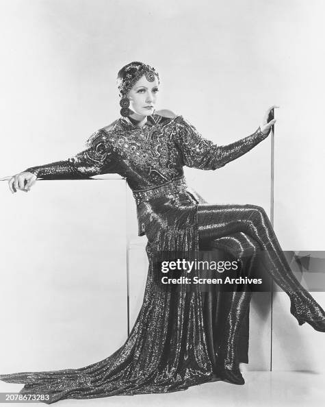 Greta Garbo Mata Hari 1931 Exotic Femme Fatale Glamour Costume News greta-garbo-mata-hari-1931-exotic-femme-fatale-glamour-costume-news
