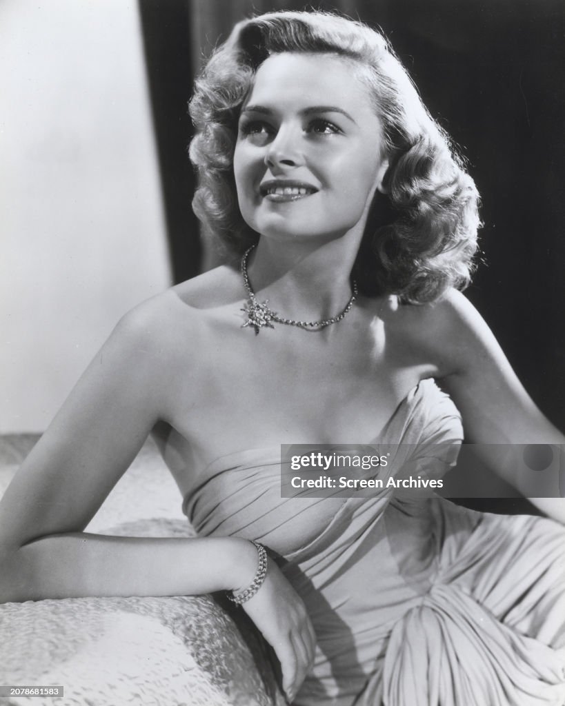 Donon Reed Donna Reed poses in off-shoulder gown circa 1950. News Photo - Getty Images