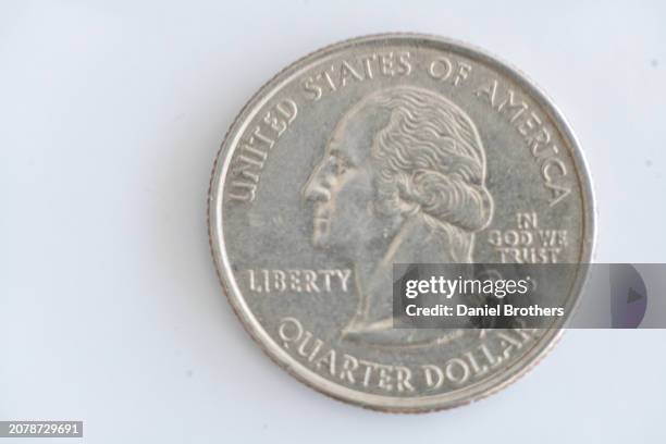 macro us quarter dollar - pièce de vingt cinq cents photos et images de collection