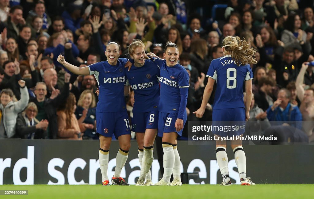 Chelsea FC v Arsenal FC - Barclays Women¥s Super League