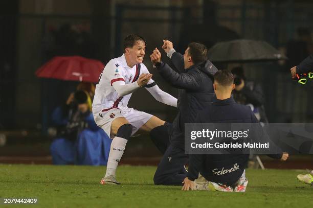 Giovanni Fabbian of Bologna FC and Thiago Motta manager of Bologna FC celebrates after scoring a goal during the Serie A TIM match between Empoli FC...