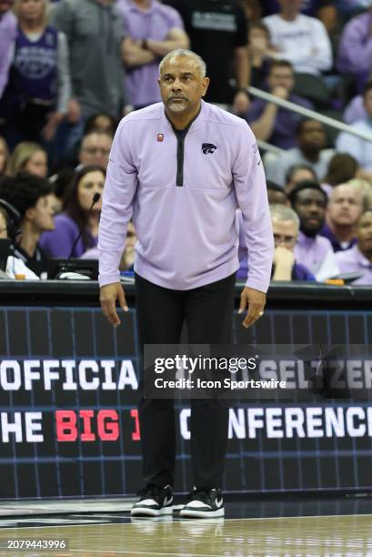 Kansas State Wildcats head coach Jerome Tang in the second half of a Big 12 tournament quarterfinal game between the Kansas State Wildcats and Iowa...