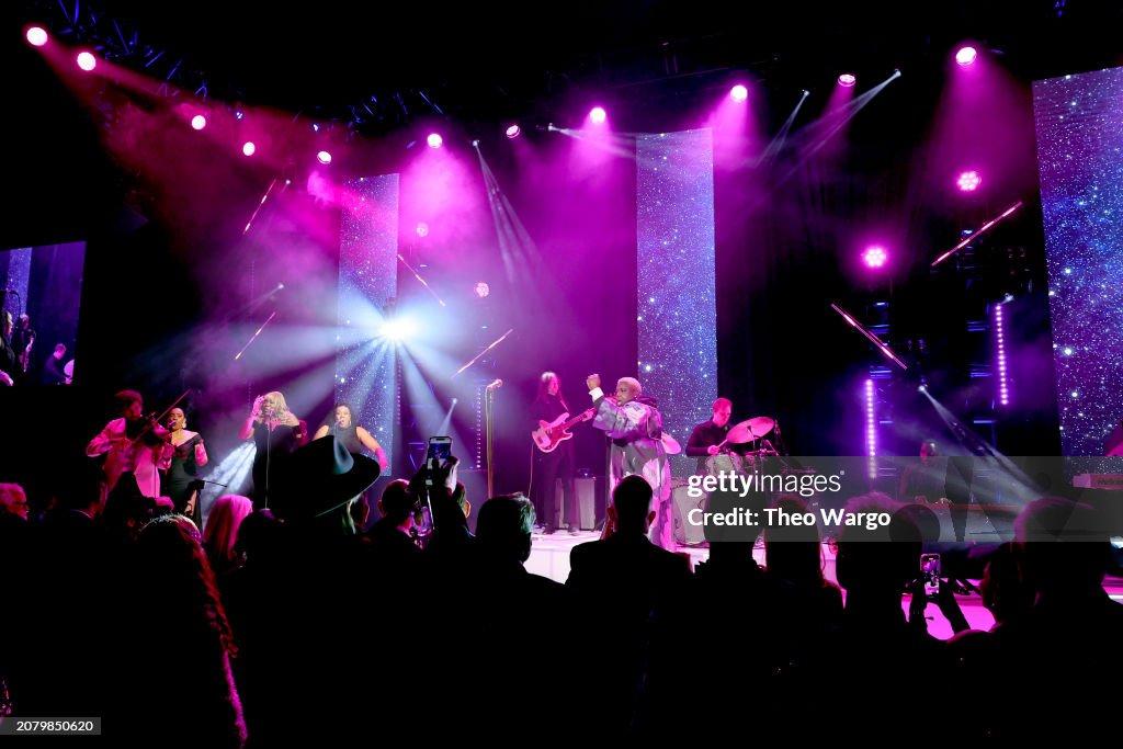 Elton John AIDS Foundation's 32nd Annual Academy Awards Viewing Party - Inside