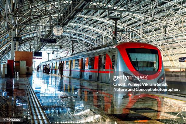rapid transit system /mass rapid transit (mrt) also known as heavy rail or metro train. - mrt train stock pictures, royalty-free photos & images