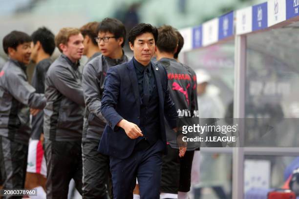 Head coach Yoon Jong-hwan of Cerezo Osaka celebrates the team's 1-0 victory in the J.League J1 match between Cerezo Osaka and FC Tokyo at Yanmar...