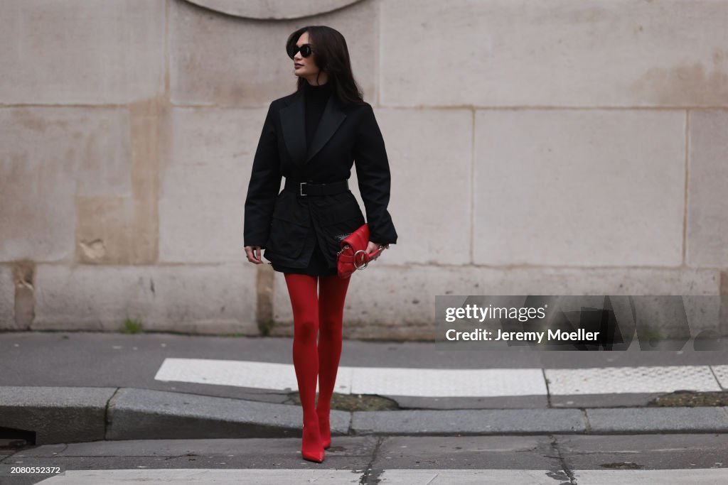 Street Style - Paris Fashion Week - Womenswear Fall/Winter 2024/2025 - Day Two