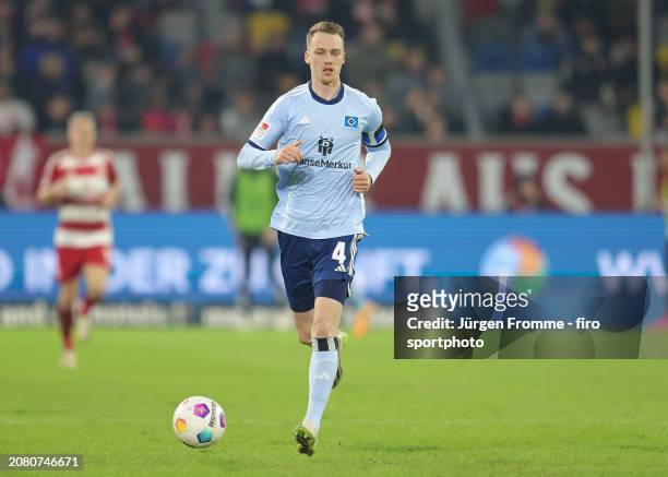 Sebastian Schonlau of HSV plays the ball during the Second Bundesliga match between Fortuna Düsseldorf and Hamburger SV at Merkur Spiel-Arena on...