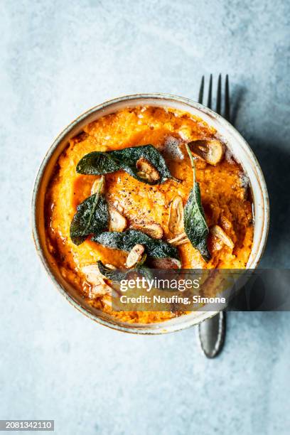 Sweet Potato Puree With Sagegarlic Butter, Stock-Foto