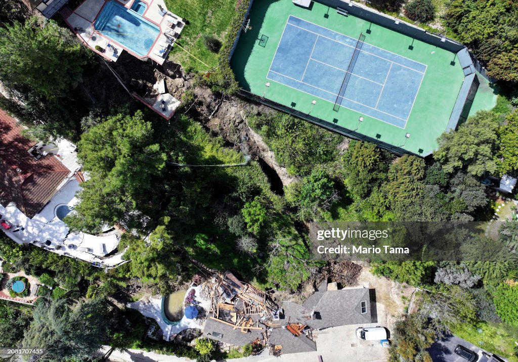 Landslide Destroys Two Homes In Sherman Oaks, California