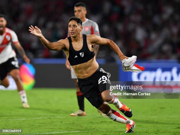 Rodrigo Aliendro of River Plate celebrates after scoring the team's second goal during the Supercopa Argentina 2024 match between River Plate and...