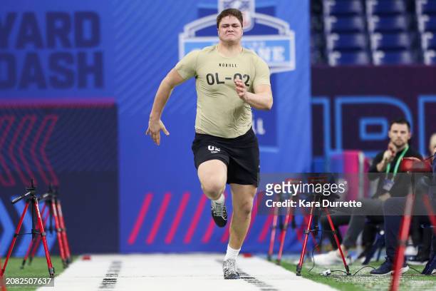 Joe Alt #OL02 of Notre Dame runs the 40-yard dash during the NFL Scouting Combine at Lucas Oil Stadium on March 3, 2024 in Indianapolis, Indiana.