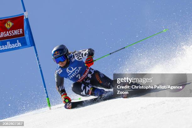 Alice Robinson of Team New Zealand in action during the Audi FIS Alpine Ski World Cup Finals Women's Giant Slalom on March 17, 2024 in Saalbach...