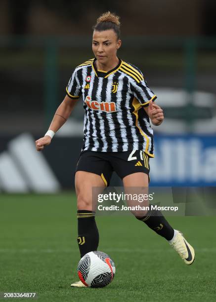 Arianna Caruso of Juventus during the Women's Coppa Italia semi final 2nd leg match between Juventus FC and ACF Fiorentina at Stadio Vittorio Pozzo...