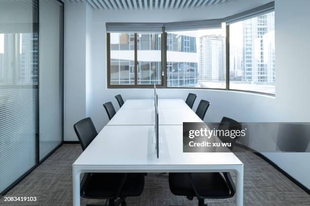 office desks and chairs - 福建省 stock pictures, royalty-free photos & images