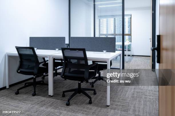 office desks and chairs - 福建省 stock pictures, royalty-free photos & images