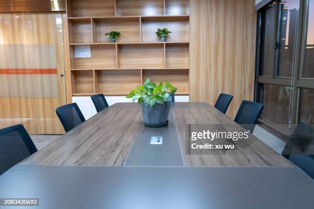 conference room tables and chairs - 福建省 stock pictures, royalty-free photos & images