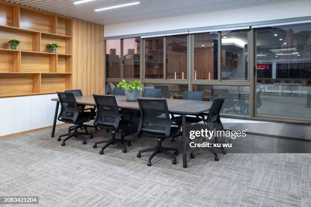 conference room tables and chairs - 福建省 stock pictures, royalty-free photos & images
