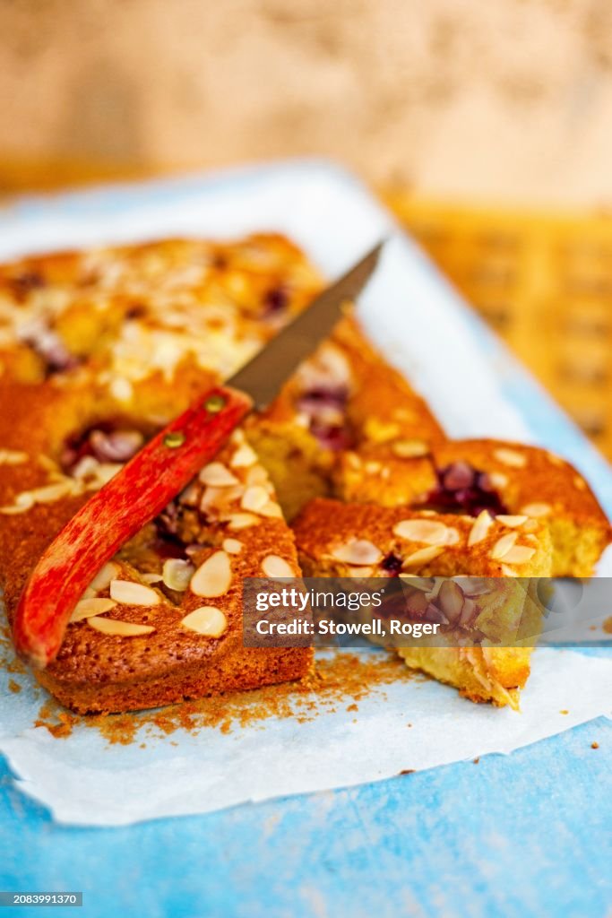 Peach cake with slivered almonds