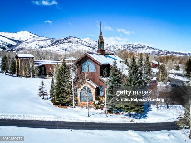 st. mary's catholic church - park city, utah - wasatch mountains stock pictures, royalty-free photos & images