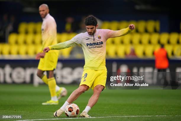 Goncalo Guedes of Villarreal CF warms up prior to the UEFA Europa League 2023/24 round of 16 second leg match between Villarreal CF and Olympique...